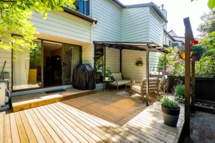 Garden / Landscaping Photo of 11 3350 Rosemont Drive, Vancouver, BC