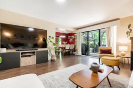 11 3350 Rosemont Drive, Vancouver, BC
