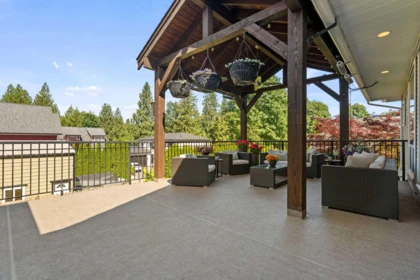 Garden / Landscaping Photo of 8557 Fripp Terrace, Mission, BC