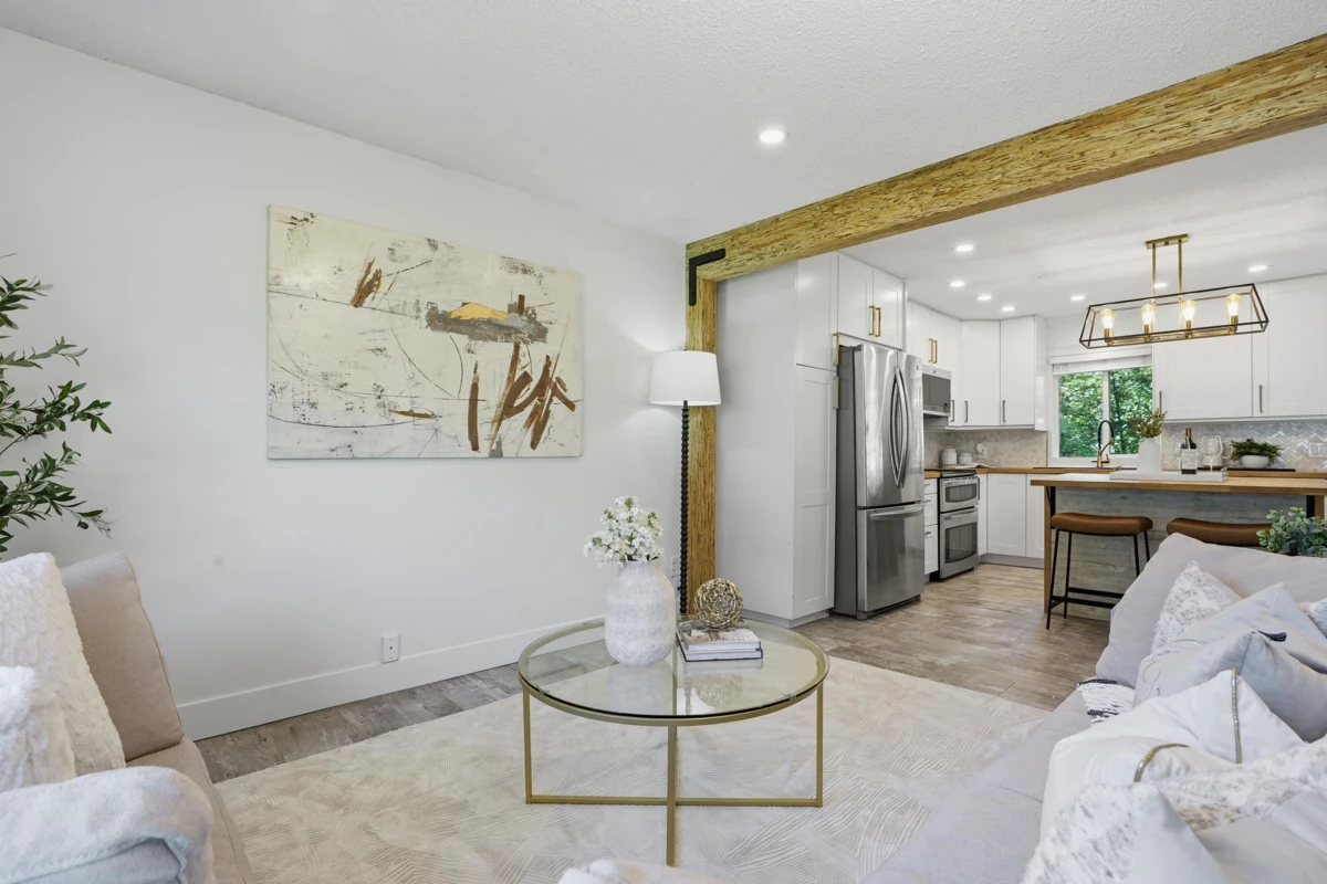 Dining Area Photo of 2275 Midas Street, Abbotsford, BC