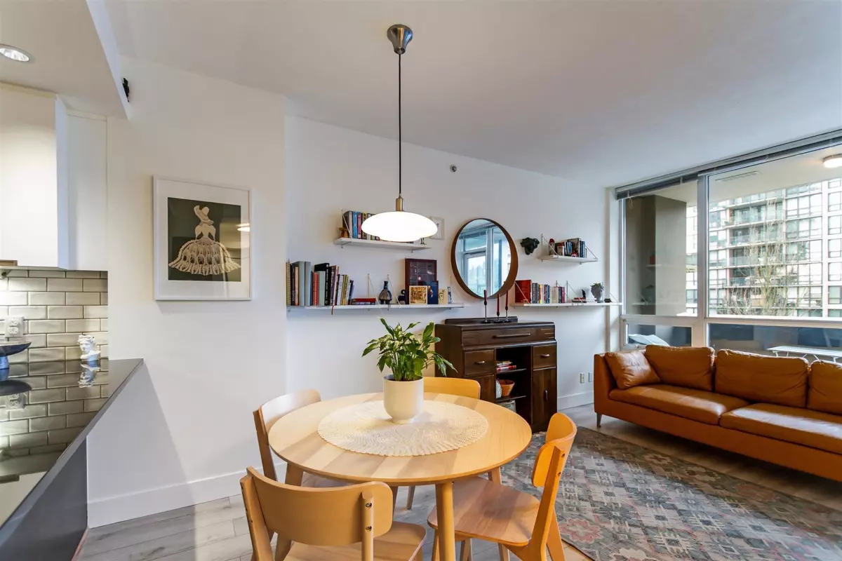 Dining Area Photo of 504 2968 Glen Drive, Coquitlam, BC