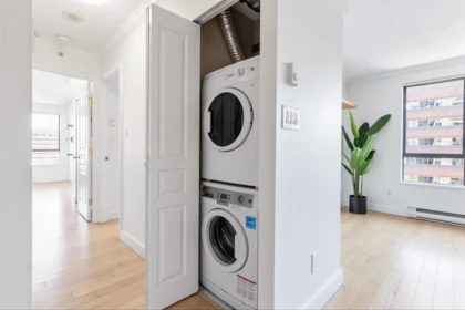 Guest Bathroom Photo of 1802 1189 Howe Street, Vancouver, BC