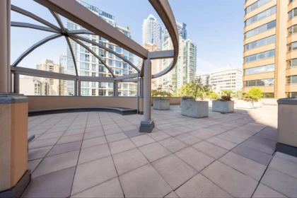 Outdoor Kitchen Photo of 1802 1189 Howe Street, Vancouver, BC