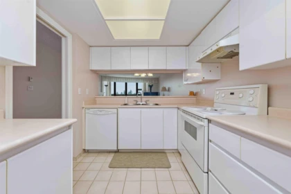 Primary Bedroom Photo of 704 1190 Pipeline Road, Coquitlam, BC