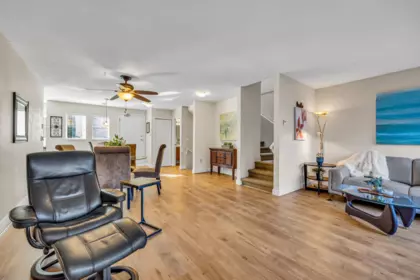 103 245 W 15th Street, North Vancouver, BC, North Vancouver — Townhouse for sale