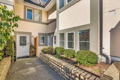 Outdoor Patio Photo of 103 245 W 15th Street, North Vancouver, BC