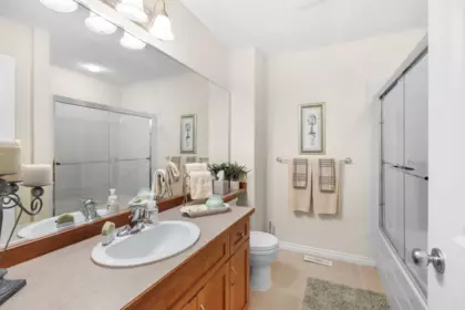 Mudroom Photo of B 2484 Nile Gate, Port Coquitlam, BC