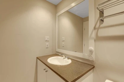 Entry Foyer Photo of 602 1238 Burrard Street, Vancouver, BC