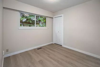 Hallway Photo of 1550 Farrell Avenue, Delta, BC