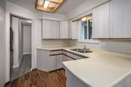 Kitchen Island Photo of 1550 Farrell Avenue, Delta, BC