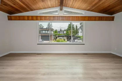 Powder Room Photo of 1550 Farrell Avenue, Delta, BC