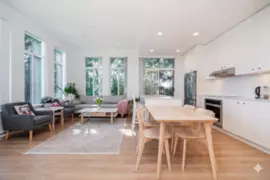 310 708 Edgar Avenue, Coquitlam, BC