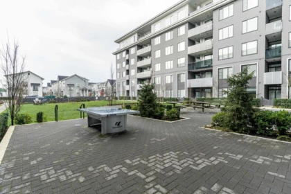 Backyard Photo of 405 15835 85 Avenue, Surrey, BC