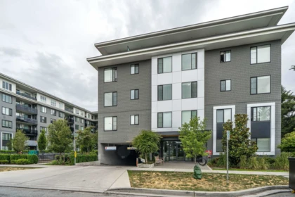 405 15835 85 Avenue, Surrey, BC, Surrey — Apartment/Condo for sale