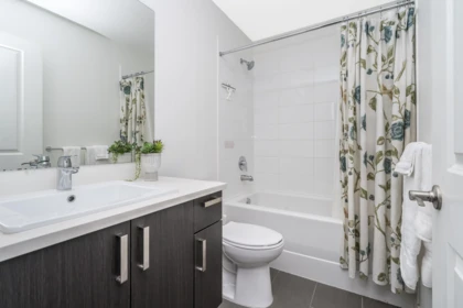 Guest Bathroom Photo of 405 15835 85 Avenue, Surrey, BC