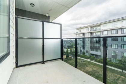 Mudroom Photo of 405 15835 85 Avenue, Surrey, BC