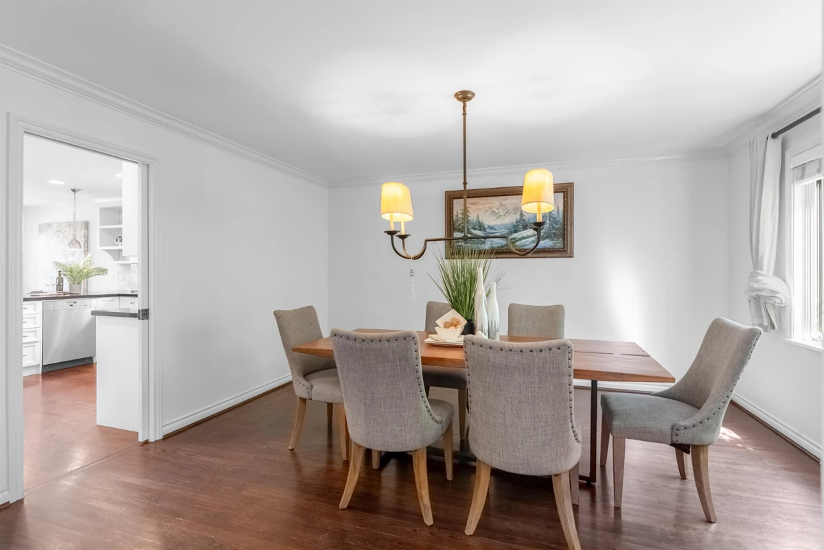 Family Room Photo of 3985 W 14th Avenue, Vancouver, BC