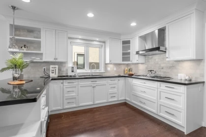 Kitchen Photo of 3985 W 14th Avenue, Vancouver, BC