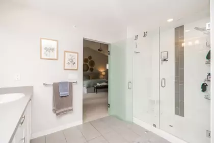 Entry Foyer Photo of 2644 275a Street, Langley, BC