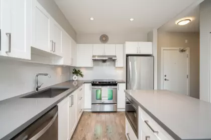 2410 963 Charland Avenue, Coquitlam, BC, Coquitlam — Apartment/Condo for sale