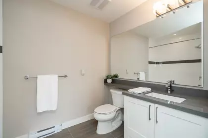 Hallway Photo of 2410 963 Charland Avenue, Coquitlam, BC