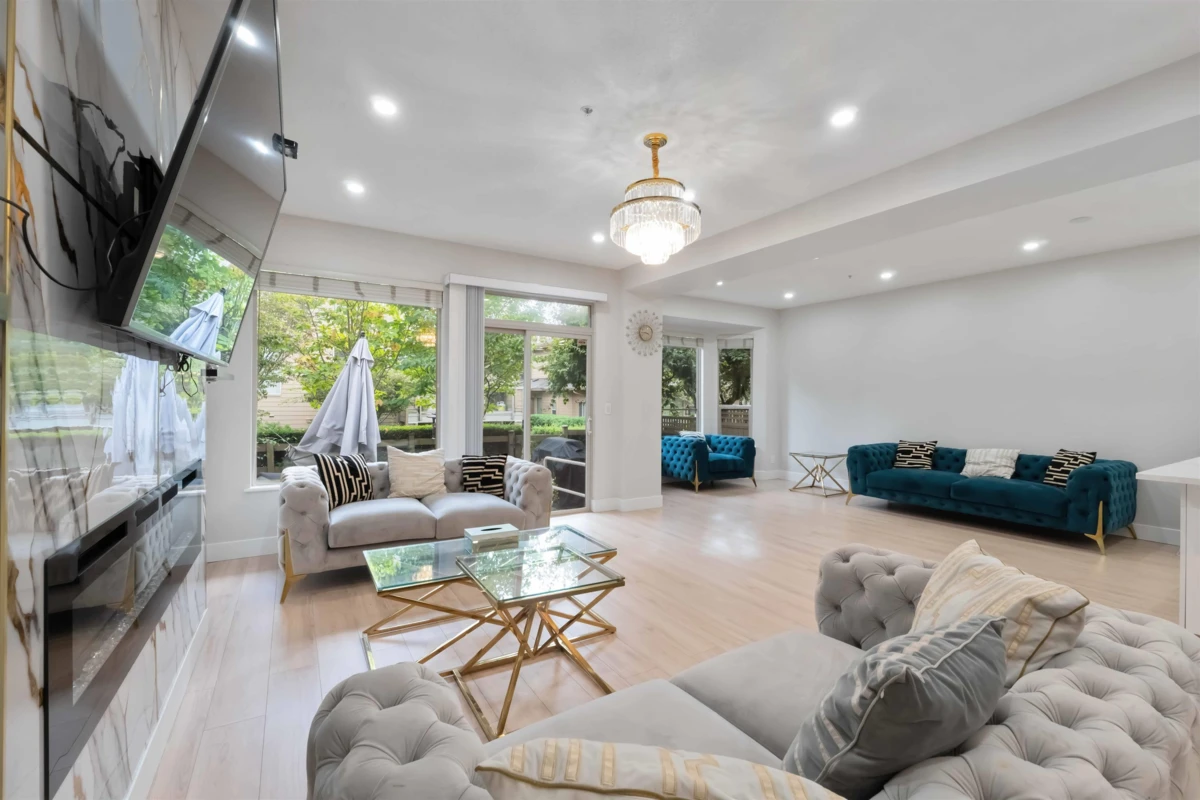 Dining Area Photo of 43 16655 64 Avenue, Surrey, BC