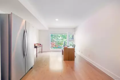 Kitchen Photo of 1448 Sandhurst Place, West Vancouver, BC
