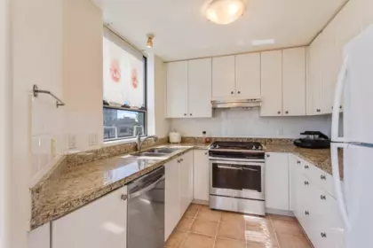 Breakfast Nook Photo of 906 4567 Hazel Street, Burnaby, BC
