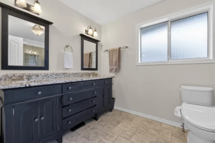 Mudroom Photo of 21545 Telegraph Trail, Langley, BC