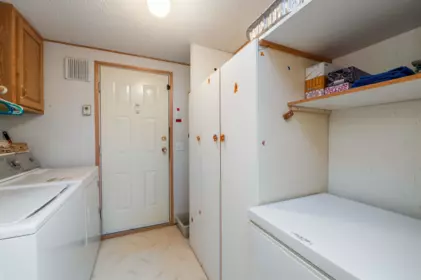 Basement Recreation Room Photo of 96 24330 Fraser Highway, Langley, BC