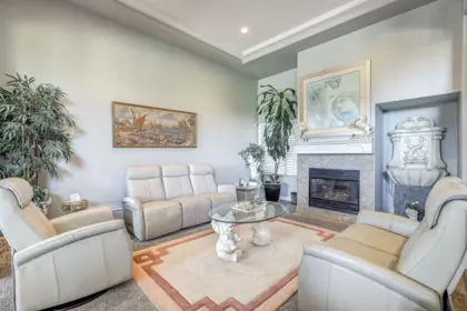 5777 W Kettle Crescent, Surrey, BC, Surrey — Single Family Residence for sale