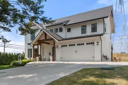 10071 Parkwood Drive, Rosedale, BC, Rosedale — Single Family Residence for sale