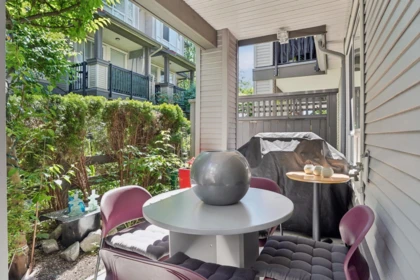 11 22380 Sharpe Avenue, Richmond, BC, Richmond — Townhouse for sale