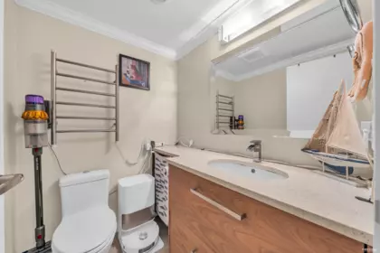 Powder Room Photo of 7 7321 Montecito Drive, Burnaby, BC