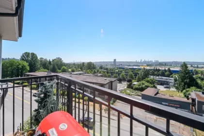 Backyard Photo of 405 202 Lebleu Street, Coquitlam, BC