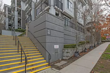 405 202 Lebleu Street, Coquitlam, BC, Coquitlam — Apartment/Condo for sale