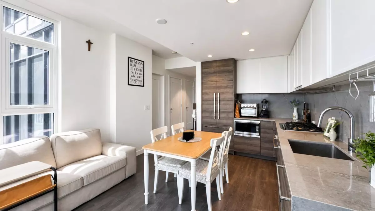 Dining Area Photo of 1403 1045 Austin Avenue, Coquitlam, BC