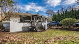 621 Water Avenue, Hope, BC