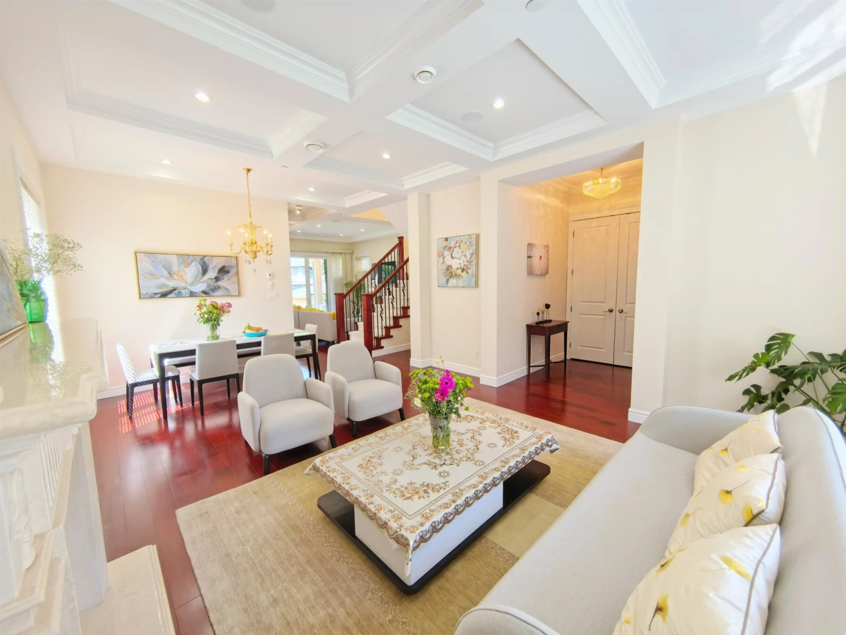 Dining Area Photo of 3575 W 23rd Avenue, Vancouver, BC