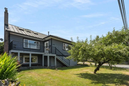 Hot Tub / Spa Photo of 4504 W River Road Road, Delta, BC