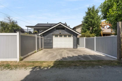 Outdoor Kitchen Photo of 4504 W River Road Road, Delta, BC