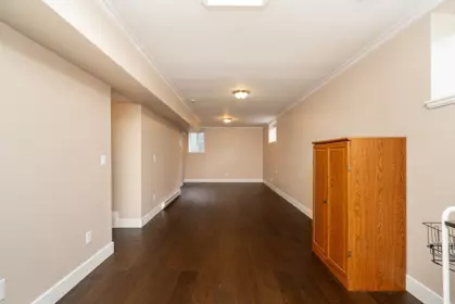 Entry Foyer Photo of 15445 109a Avenue, Surrey, BC