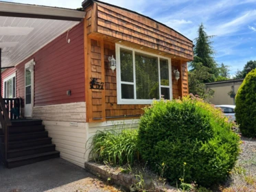 57 4496 Sunshine Coast Highway, Sechelt, BC, Sechelt — Manufactured Home for sale