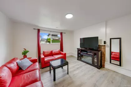 Basement Recreation Room Photo of 27549 31a Avenue, Langley, BC