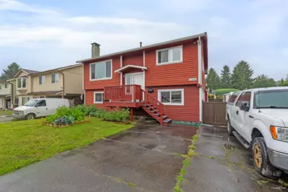 Hot Tub / Spa Photo of 27549 31a Avenue, Langley, BC
