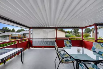 Kitchen Island Photo of 27549 31a Avenue, Langley, BC