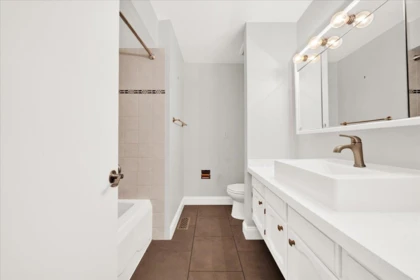 Primary Bathroom Photo of 2690 Sheffield Way, Abbotsford, BC