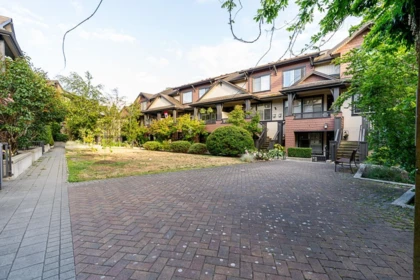 Backyard Photo of 27 19478 65 Avenue, Surrey, BC