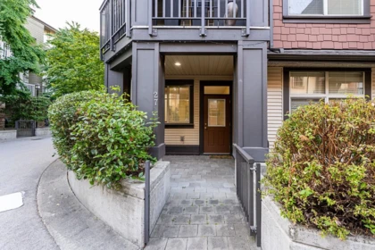 Outdoor Patio Photo of 27 19478 65 Avenue, Surrey, BC