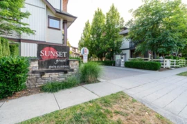 27 19478 65 Avenue, Surrey, BC
